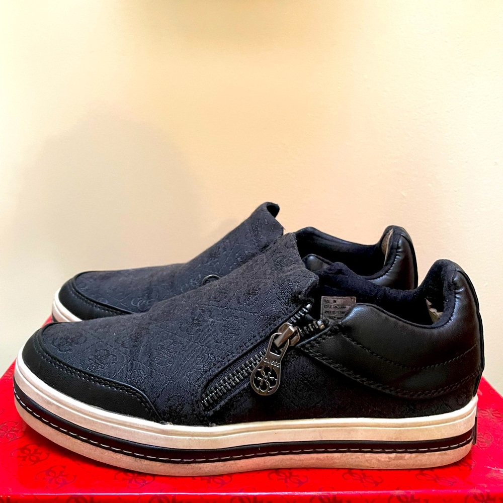 Slip on sneakers